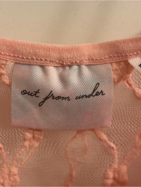 NWT Urban Outfitters Light Pink Lace Camisole - Picture 2 of 3